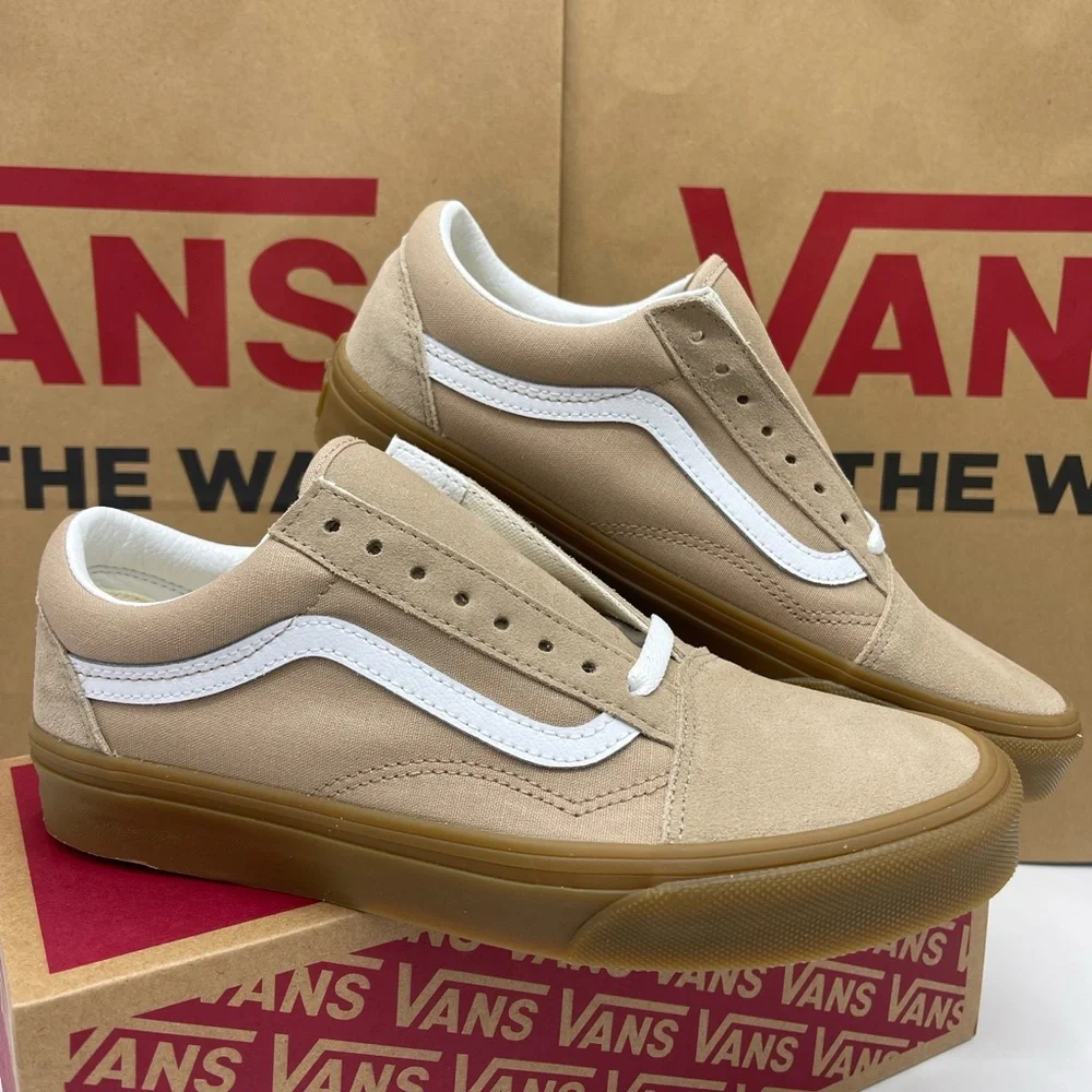 Vans WMNS Beige and White Sneakers
Old Skool
Sesame/Gum
VN0A38G1QA2 Sneakers - Picture 9 of 16